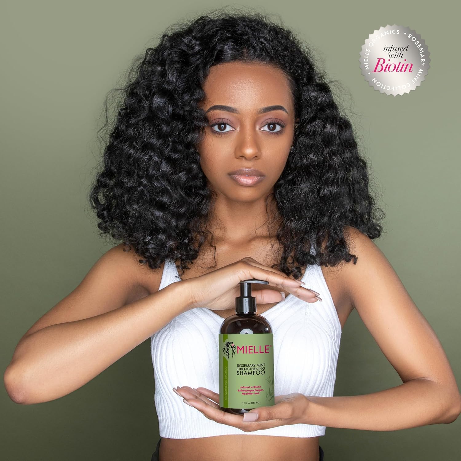 Mielle Organics Rosemary Mint plaukus stiprinanti šampūnas